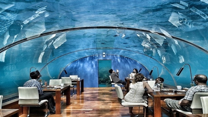 podvodnyj-restoran-na-maldivax